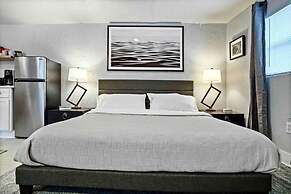 3-story 6-bedroom 4 Bathrooms 3min-asian Dist