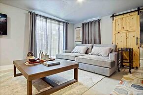 3-story 6-bedroom 4 Bathrooms 3min-asian Dist