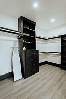 Cozy 6BR Home Near Plaza Dist -sleeps 15