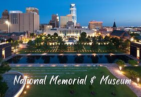 Cozy 6BR Home Near Plaza Dist -sleeps 15