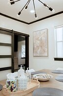 Cozy 6BR Home Near Plaza Dist -sleeps 15