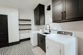Cozy 6BR Home Near Plaza Dist -sleeps 15