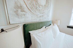 Cozy 6BR Home Near Plaza Dist -sleeps 15