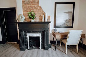 Cozy 6BR Home Near Plaza Dist -sleeps 15