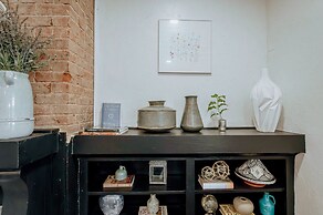 Cozy 6BR Home Near Plaza Dist -sleeps 15