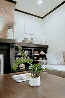 Cozy 6BR Home Near Plaza Dist -sleeps 15