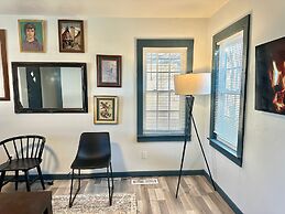 Comfy House With Fenced Yard I Step to Plaza Dist