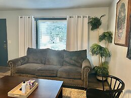 Comfy House With Fenced Yard I Step to Plaza Dist