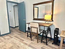 Comfy House With Fenced Yard I Step to Plaza Dist