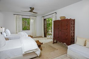 Casa de las Risas in Palmilla