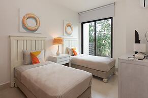 The Spacious Condo by Acomodo