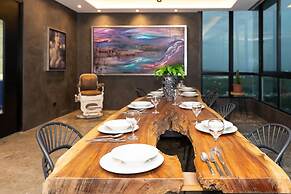 The Acomodo Penthouse Costa del Este