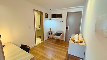 Flat FM20 Piscina Privativa - By Almare