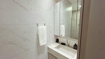 Flat FM20 Piscina Privativa - By Almare