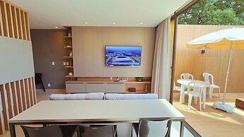 Flat FM20 Piscina Privativa - By Almare