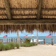 5 Beautiful 4 Bed 3 Bath Pool Home w Free Dock