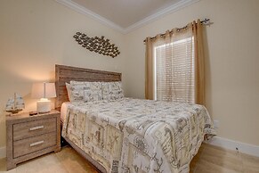 2 Beautiful 4 Bed 3 Bath Pool Home w Free Dock