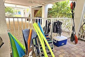 8 Waterfront 4 Bed 3 Bath Pool Home w Free Dock