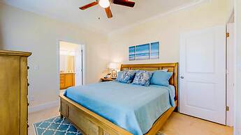 8 Waterfront 4 Bed 3 Bath Pool Home w Free Dock