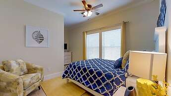 6 Waterfront Beautiful 4 Bed 3 Bath Pool Home