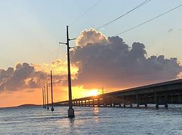 6 Waterfront Beautiful 4 Bed 3 Bath Pool Home