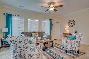 4 Beautiful 4 Bed 3 Bath Pool Home w Free Dock