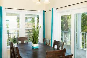 1 Beautiful 4 Bed 3 Bath Pool Home w Free Dock