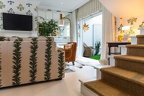 Modern Coastal Townhouse at The Majestic