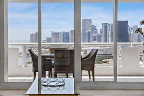 City and Bay View Condo - Walk to Science Museum