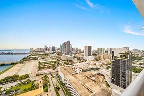 City Vibes Ocean View Next to Art Basel