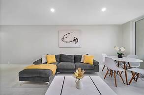 City Vibes Ocean View Next to Art Basel