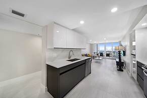 City Vibes Ocean View Next to Art Basel