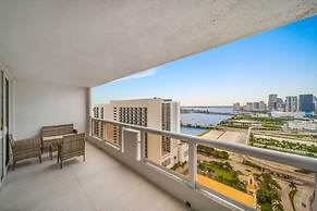 City Vibes Ocean View Next to Art Basel