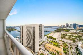 City Vibes Ocean View Next to Art Basel