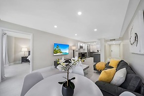 City Vibes Ocean View Next to Art Basel