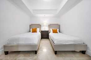 The Grand Oasis in Miami