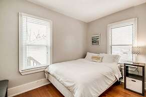 Shiny and Comfortable Oakland House 3 car Driveway