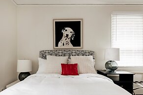 Gather Around the Mid-century Table at a Tranquil Haven