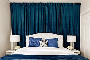 Gather Around the Mid-century Table at a Tranquil Haven