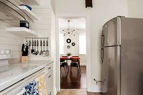 Gather Around the Mid-century Table at a Tranquil Haven