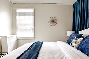 Gather Around the Mid-century Table at a Tranquil Haven