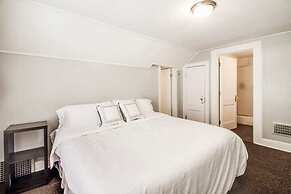 Automaniac Spot in the Heart of Pontiac 3 Beds 2 Baths