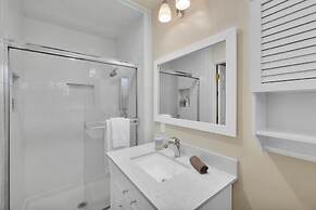 Designer Coastal Paradise w Pool - Steps to Beach