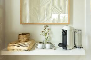 Mediterranean Modern Steps to Beach Dining w Spa