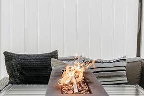 Mediterranean Modern Steps to Beach Dining w Spa