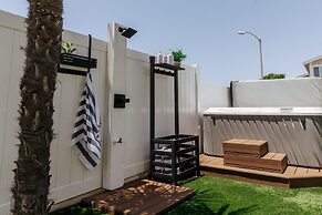 Mediterranean Modern Steps to Beach Dining w Spa