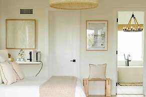 Mediterranean Modern Steps to Beach Dining w Spa