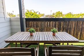 Mediterranean Modern Steps to Beach Dining w Spa