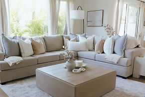 Mediterranean Modern Steps to Beach Dining w Spa