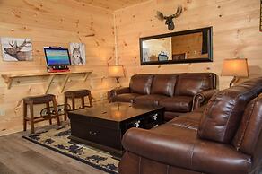 Skyline Splendor Luxe Retreat With Breathtaking Views Over Downtown Ga